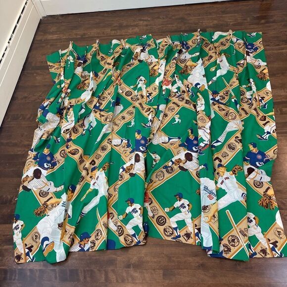 Set of two vintage MLB baseball curtains || vintage curtains MLB printed teams - Picture 1 of 11